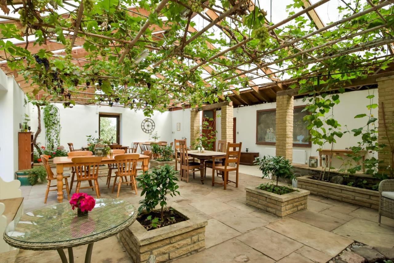 The Steading At Pitmeadow Farm Dunning Exterior foto